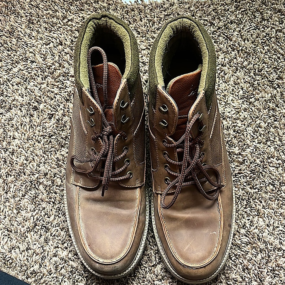 Mens US 11.5 size boots. Brand Red Ale by Alesbury